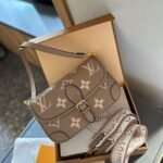 Louis Vuitton Diane Bag Monogram Gray 24cm M46583 - Image 2