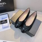 Chanel Flat Sandals Black G02819 Y01552 94305 - Image 6