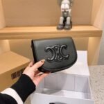 Celine Folco Cuir Triomphe In Smooth Calfskin 18cm 198263DU338NO - Image 3