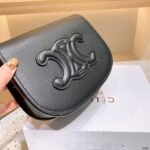 Celine Folco Cuir Triomphe In Smooth Calfskin 18cm 198263DU338NO - Image 7