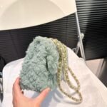 Chanel CC Flap Bag Shearling Green 25cm - Image 2