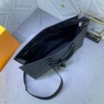 Louis Vuitton Sac Plat Horizontal Zippé Eclipse Black 31Cm M45265 - Image 2