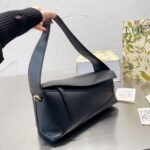 Loewe Puzzle Hobo Bag Calfskin Black 29cm - Image 2