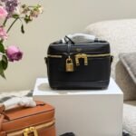 Celine Vanity In Smooth Satinated Leather Black 19Cm 119463Gg2 38No - Image 2