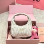 Miumiu Wander Matelassé White 23cm 5BC125 N88 F0009 V OOY - Image 2