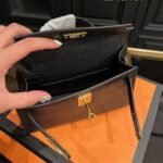 Hermes Kelly Mini Epsom Handbag Black And Gold 20cm - Image 2