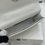 Chanel Kelly Shoulder Bag White 18cm - Image 2