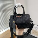 Louis Vuitton Speedy Bandoulière Monogram Black 19cm M24606 - Image 2