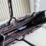 Dior Medium Book Tote Ecru and Black 35cm - Image 2