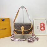Louis Vuitton Diane Bag Monogram Black 24cm M45985 - Image 2