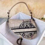 Dior Saddle Bag Union Motif Beige Jute 25cm - Image 4
