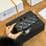 Chanel Matelasse Top Handle Bag Black 21cm - Image 4