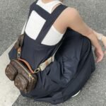 Louis Vuitton Utility Crossbody Bag Monogram 20cm M80446 - Image 7