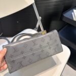 Louis Vuitton Onthego Pm Trianon Gray 25cm M12465 - Image 5