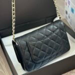 Chanel Wallet On Chain Quilted Black 19cm - Image 4