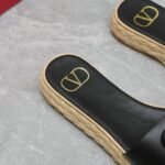 Valentino Garavani Vlogo Espadrille Slides Black - Image 7