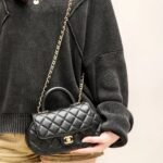 Chanel Matelasse Top Handle Bag Black 21cm - Image 7