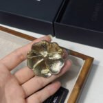 Chanel Flower Brooch Black And Pearly White ABG238 B21624 U3367 - Image 3