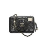 Chanel Camera Bag Black 18Cm As4817 B16255 94305