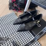 Chanel Pointed Toe Doll Shoes With Gold Flower In Black - Image 3