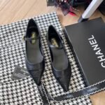 Chanel Pointed Toe Doll Shoes With Gold Flower In Black - Image 2