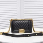 Chanel Boy Chevron Small Handbag Black In Gold 20cm - Image 7