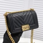 Chanel Boy Chevron Small Handbag Black In Gold 20cm - Image 6