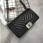 Chanel Boy Chevron Medium Handbag Calfskin Black 25cm - Image 3
