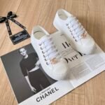 Chanel Women’S Sneaker Cc Trainers In White - Image 2