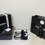 Chanel Camellia Two Tone Slides White And Black - Image 4