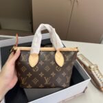 Gift Set: Louis Vuitton Neverfull Bb Bag Beige With Card Wallet And Dragonne Keychain - Image 2