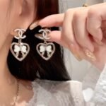 Chanel Metal Enamel Cc Heart Drop Earrings Gold Abf305 B19851 Nafgv - Image 6