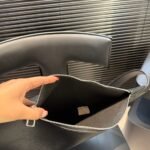 Louis Vuitton Delta Slingbag Black 39Cm M27060 - Image 10