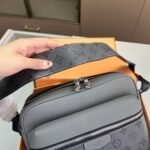 Louis Vuitton Outdoor Messenger Gunmetal Gray 26Cm M30830 - Image 9