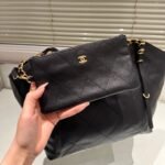 Chanel Medium Shopping Bag And Gold Tone Metal Black 35Cm As5463 B20565 94305 - Image 6