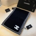 Chanel Muffler Cashmere In Black - Image 2