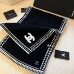 Chanel Muffler Cashmere In Black - Image 3