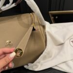 Hermes Lindy 26 Trench Beige 25Cm - Image 6