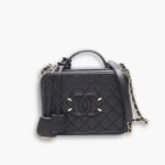 Chanel Vanity Case Filigree Black 18cm