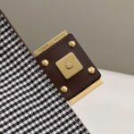 Fendi Baguette Bag With FF Embroidery Brown 19cm - Image 3