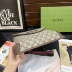 Gucci Neo Vintage Gg Medium Messenger Bag Beige 27Cm - Image 4