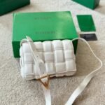 Bottega Veneta Padded Intreccio Leather Bag Parakeet 22Cm 591970Vcqr13724 - Image 4