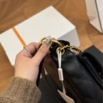 Chanel 24P Large Hobo Bag Glossy Leather Black 25Cm AS4668 B15543 94305 - Image 4