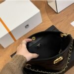 Chanel 24P Large Hobo Bag Glossy Leather Black 25Cm AS4668 B15543 94305 - Image 5