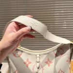 Louis Vuitton Carryall PM Bicolor Latte 30Cm M24141 - Image 6