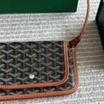 Goyard Plumet Pocket Wallet Black And Tan 22Cm - Image 8