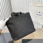 Prada Small Crochet Tote Bag Black 24cm - Image 7