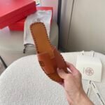 Hermès Oran Sandals Stitching In Brown - Image 4