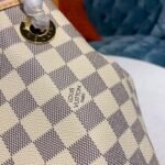 Perfect Match: Louis Vuitton Artsy MM Damier Azur 41cm X Louis Vuitton Sarah Wallet Damier Azur 19cm - Image 5