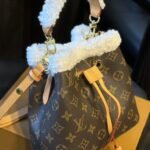Louis Vuitton NéoNoé BB Bucket Bag Monogram Coated Canvas Shearling 25Cm - Image 3